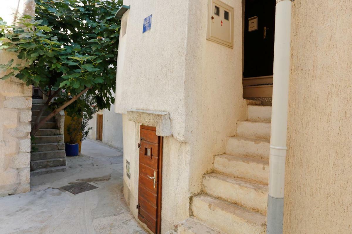 Studio Marin Baška Exterior foto